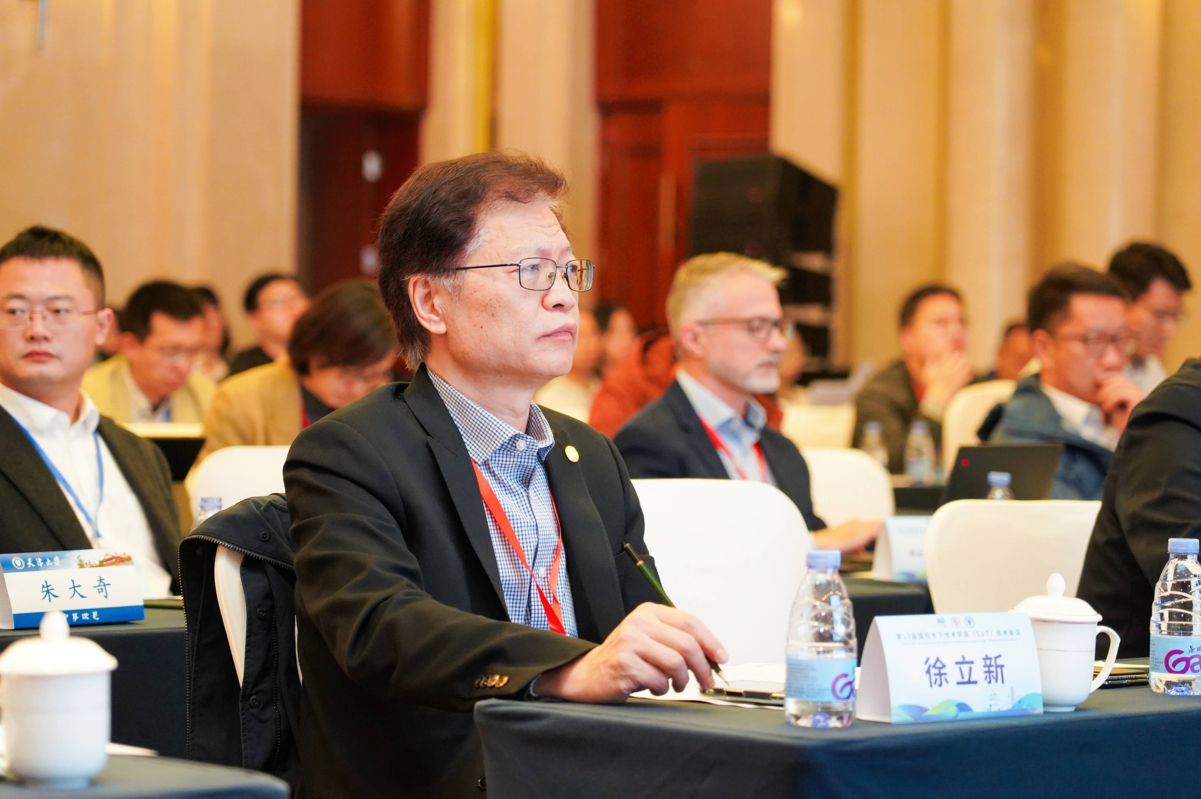 1731288952451838.jpg 1731288952451838.jpg