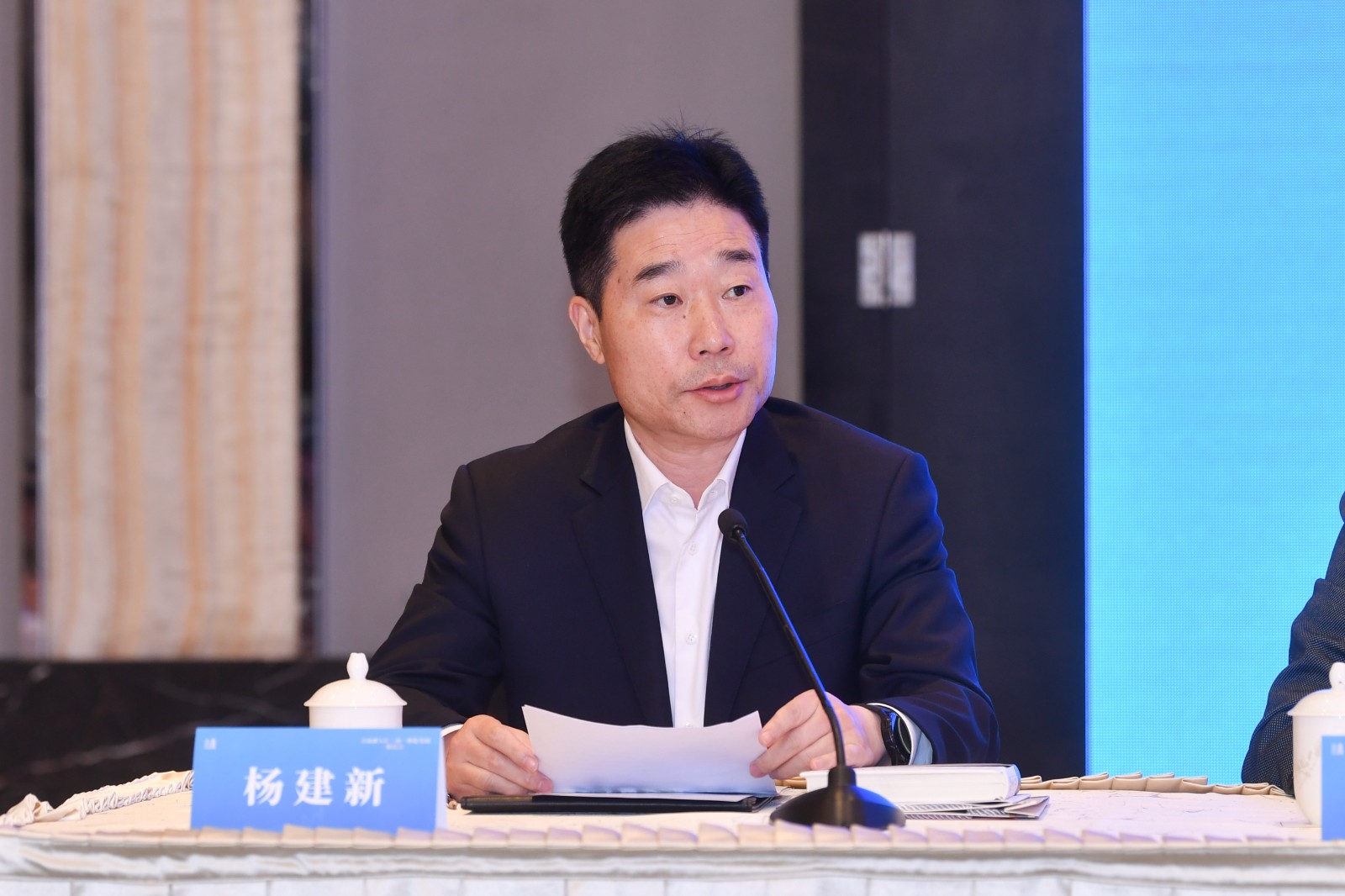 全面融入長三角一體化發展座談會2.jpg