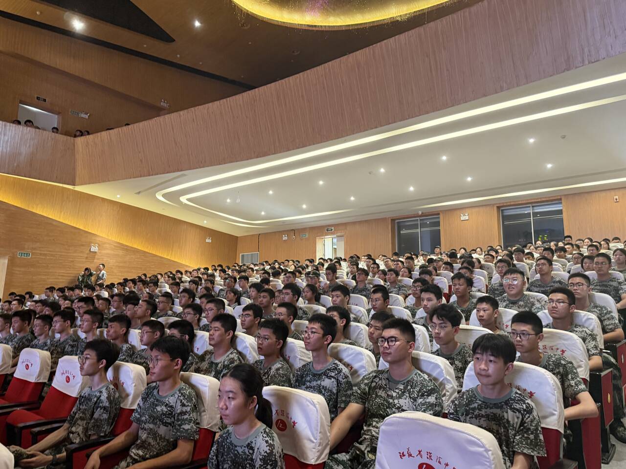 1755516651385458.png 3a9c05d356c98241fc8b3cd34ba35cce_720.png